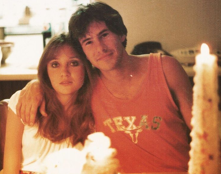 Грег Эбботт на фото со своей женой Сесилией Эбботт во время их первой годовщины