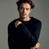 charlie heaton